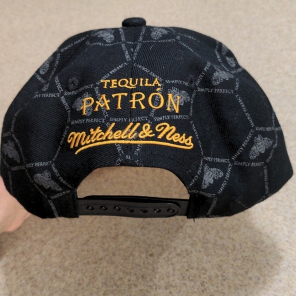 NWOT Mitchell & Ness Patron Bee Adjustable Snapback Cap Hat - Picture 3 of 6